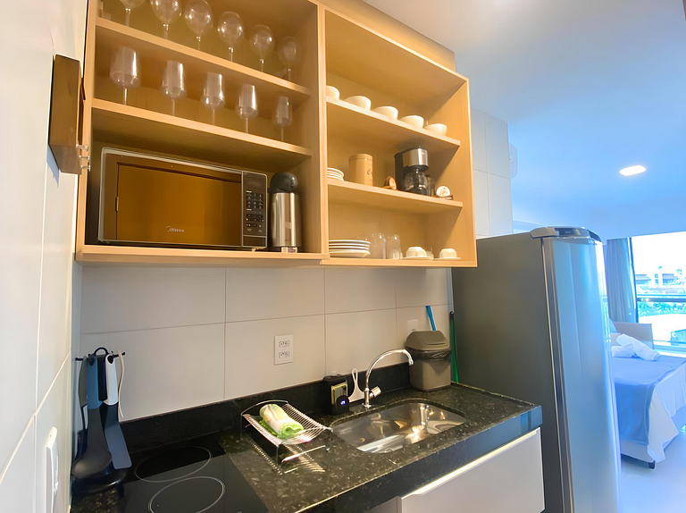 Flat Charmoso e Completo em Muro Alto - Makia B303 - Porto d