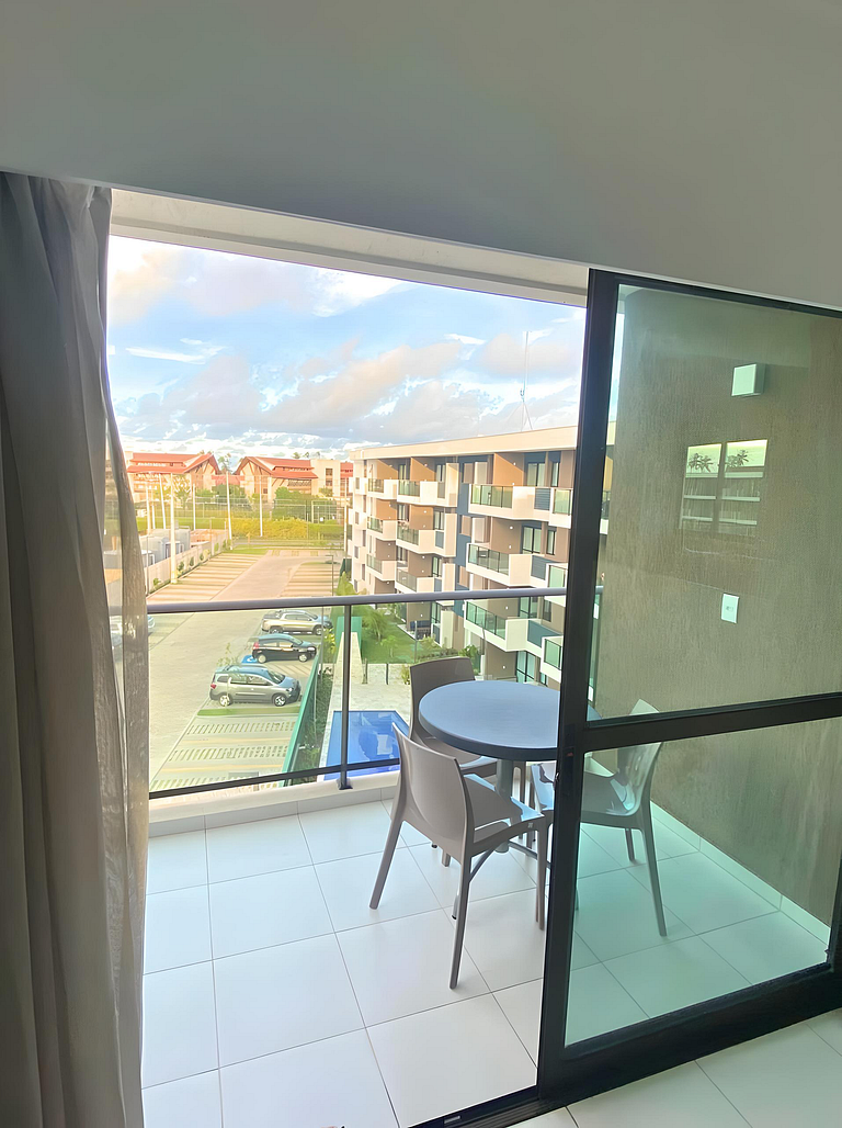 Flat Charmoso e Completo em Muro Alto - Makia B303 - Porto d