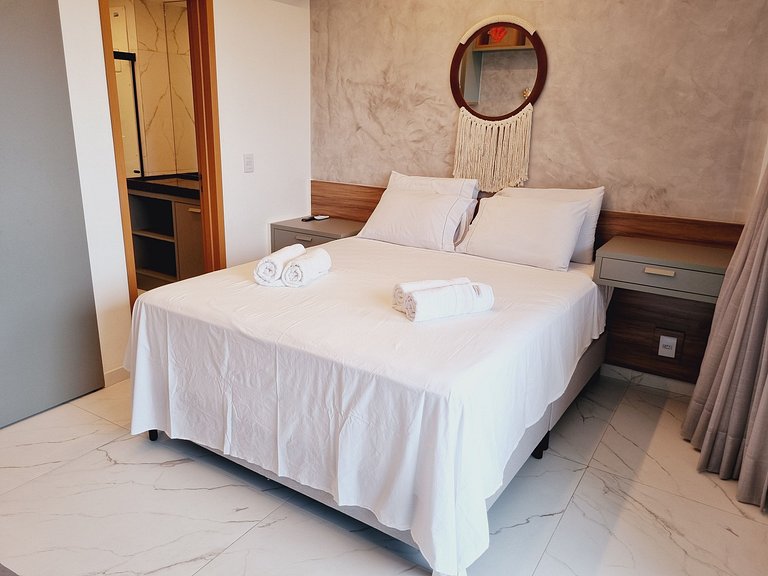 Flat Luxuoso para Casais em Muro Alto - MAKIA C322 - Porto d