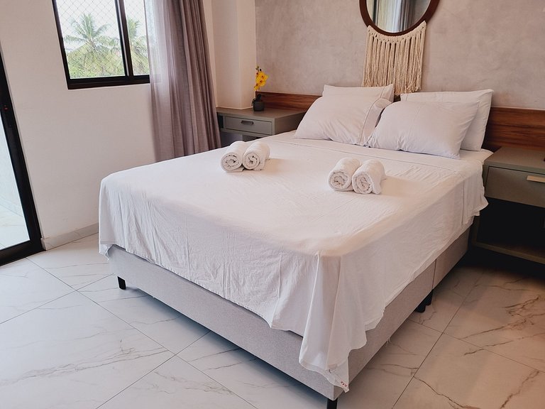 Flat Luxuoso para Casais em Muro Alto - MAKIA C324 - Porto d