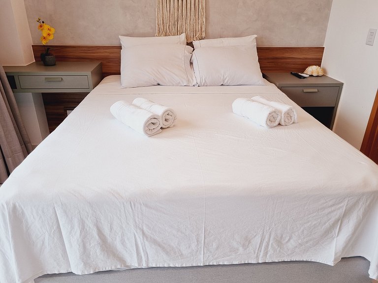 Flat Luxuoso para Casais em Muro Alto - MAKIA C324 - Porto d