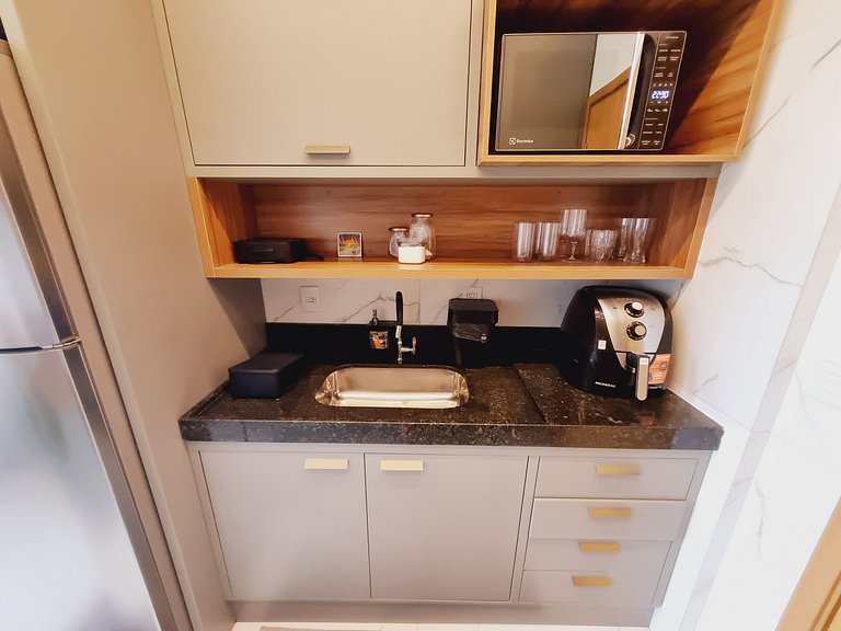 Flat Luxuoso para Casais em Muro Alto - MAKIA C324 - Porto d