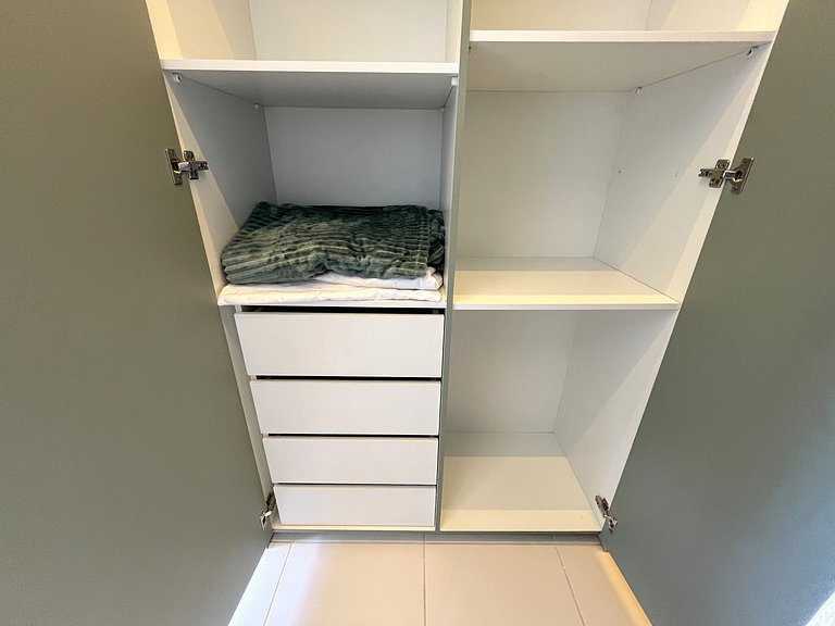 Flat em Muro Alto - Porto de Galinhas - MAKIA A303 - By Anfi