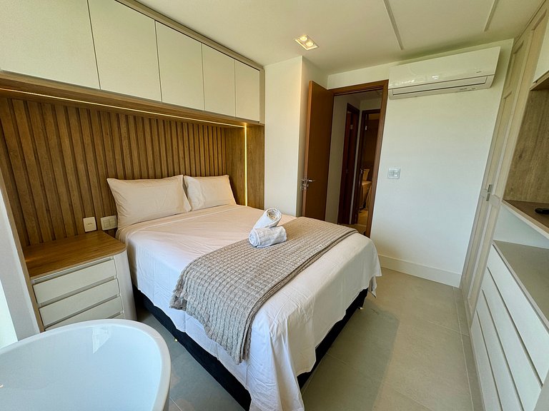 Luxuoso e Completo 2Qts Beira-Mar - Qt c/ Banheira