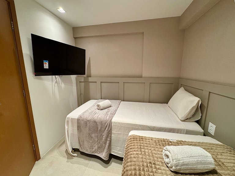 Luxuoso e Completo 2Qts Beira-Mar - Qt c/ Banheira