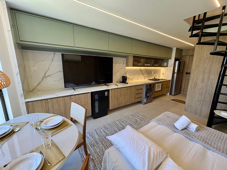 Luxuoso e Completo 2Qts Beira-Mar - Qt c/ Banheira