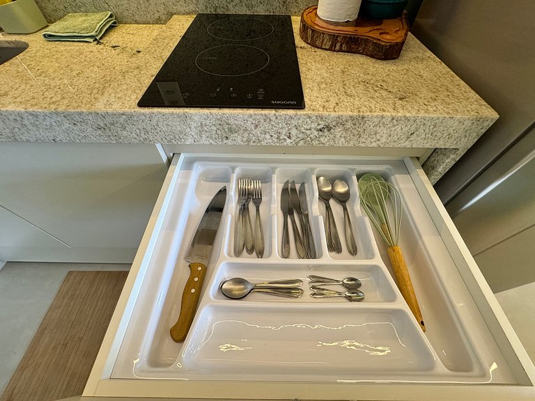 Flat Charmoso e Completo | Beach Class Summer D316