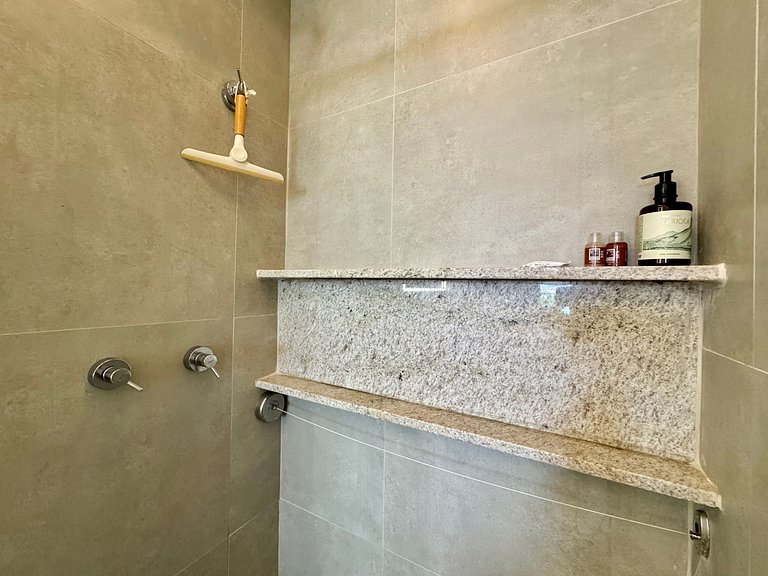 Flat Charmoso e Completo | Beach Class Summer D316