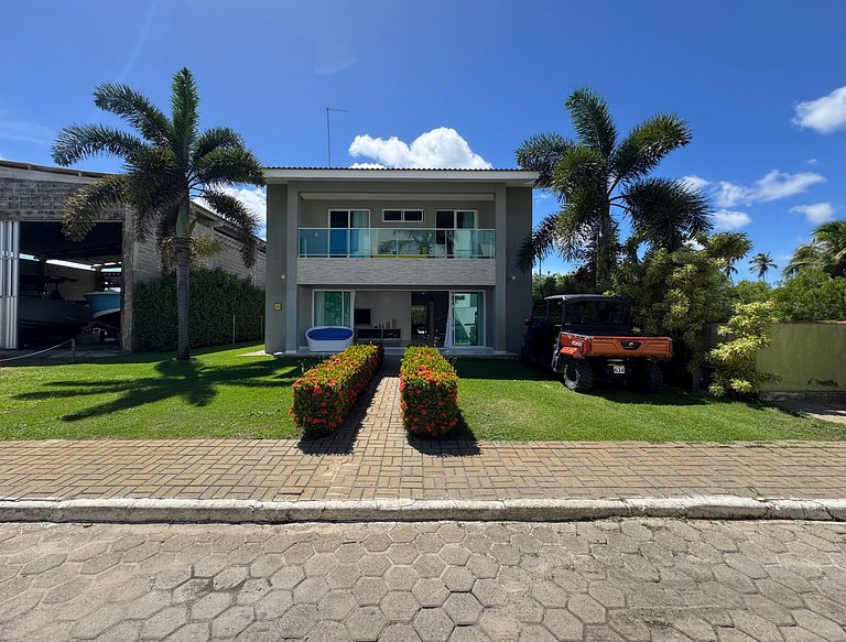 Linda Casa 5 Suítes entre o Rio e o Mar | Toquinho - Marinas