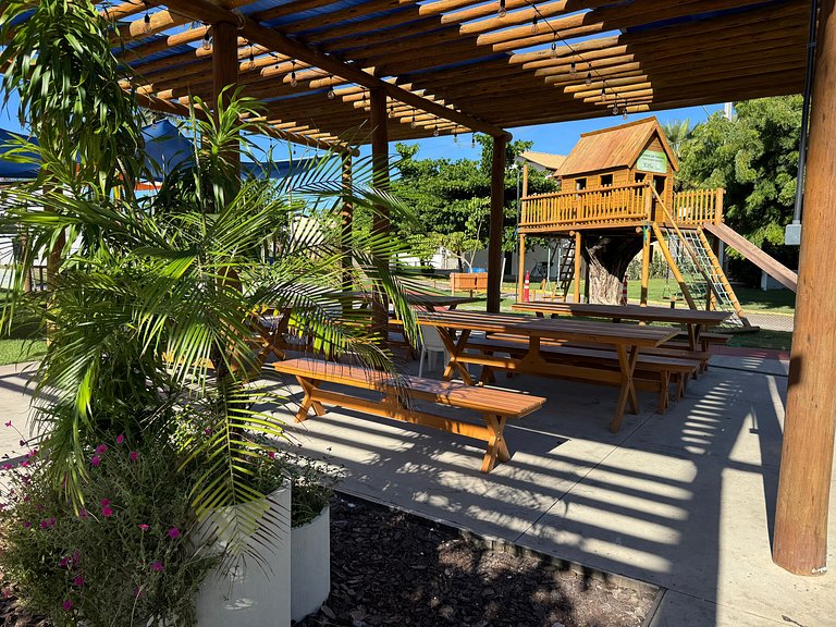 Linda Casa 5 Suítes entre o Rio e o Mar | Toquinho - Marinas