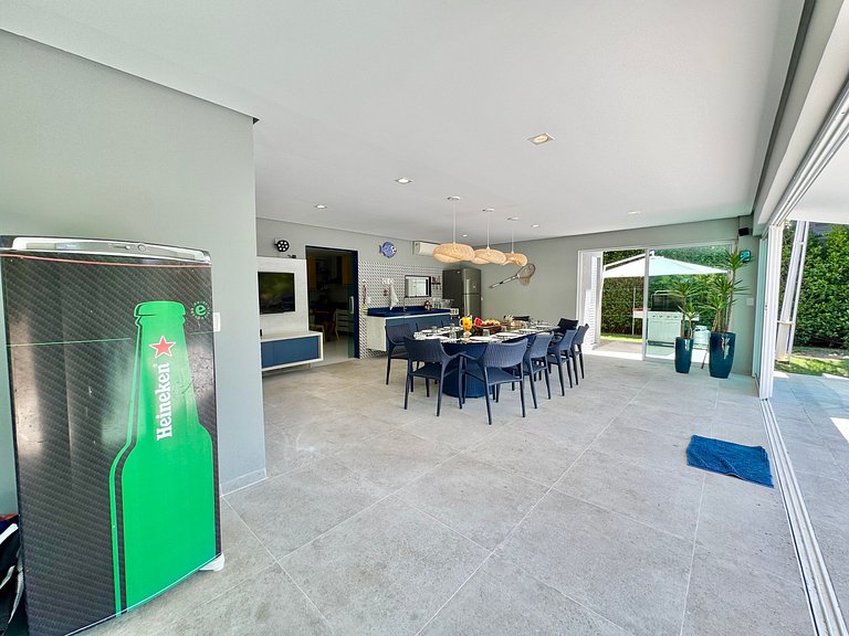 Linda Casa 5 Suítes entre o Rio e o Mar | Toquinho - Marinas