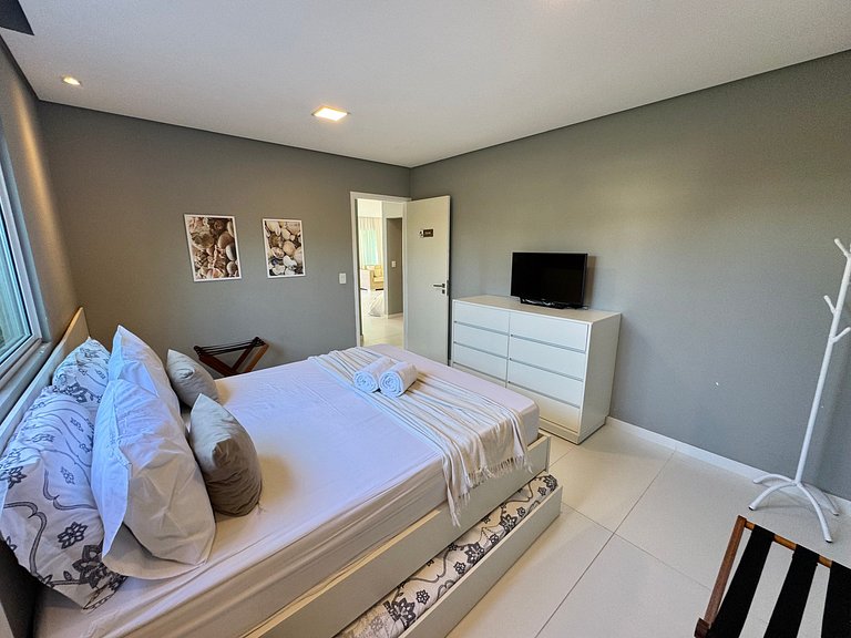 Linda Casa 5 Suítes entre o Rio e o Mar | Toquinho - Marinas