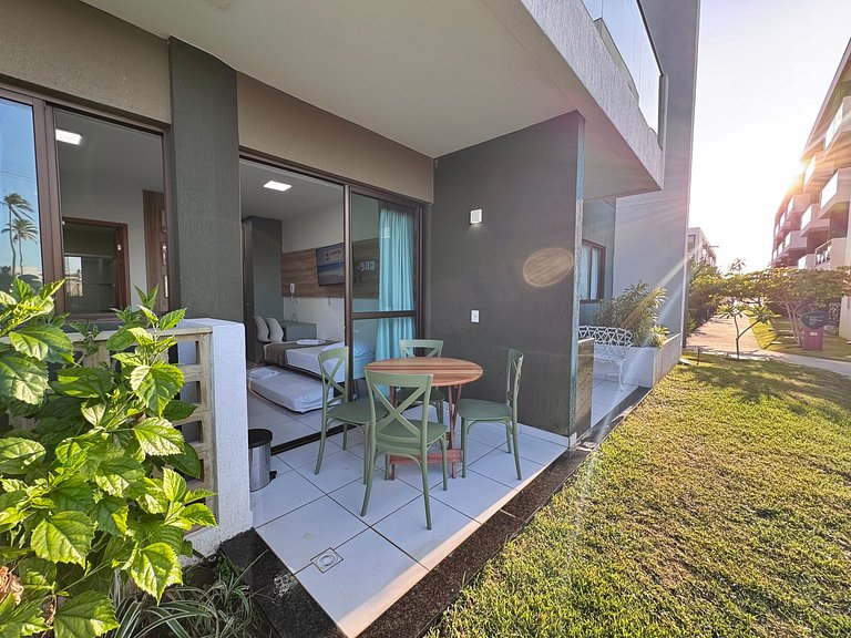 Lindo Flat Térreo com Vista p/ Piscina | Mana A019 - By Anfi