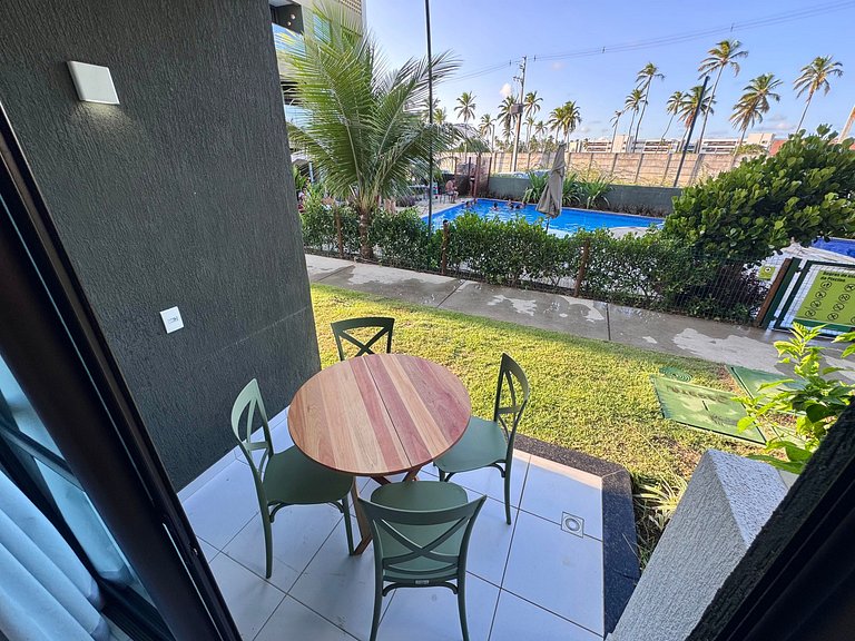 Lindo Flat Térreo com Vista da Piscina | Mana A019 - By Anfi