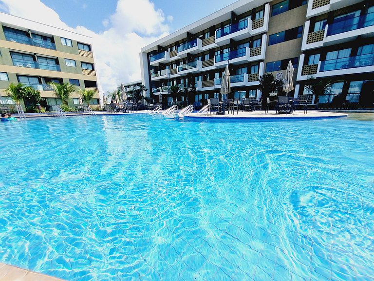 Lindo Flat Térreo com Vista da Piscina | Mana A019 - By Anfi