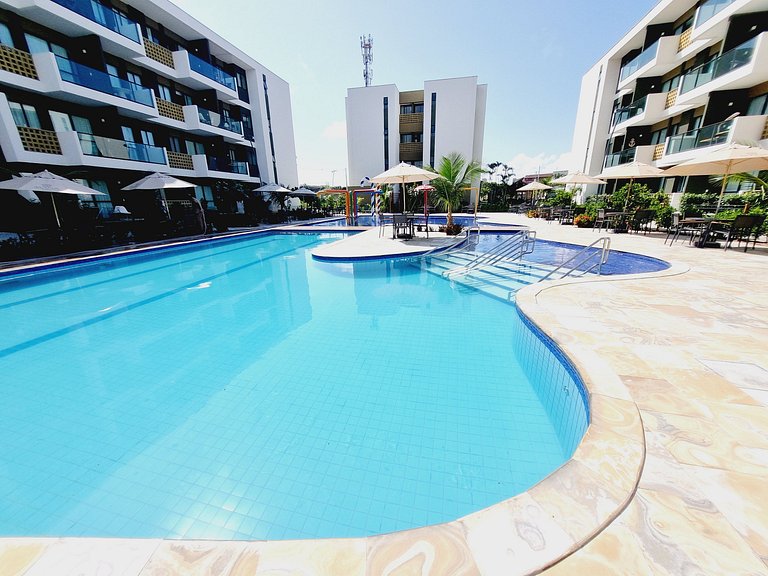 Lindo Flat Térreo com Vista da Piscina | Mana A019 - By Anfi