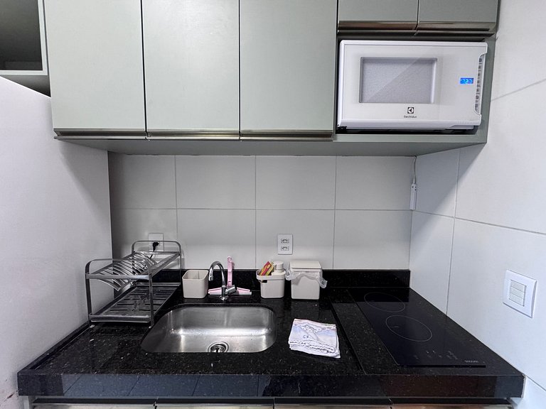 Lindo Flat Térreo com Vista p/ Piscina | Mana A019 - By Anfi