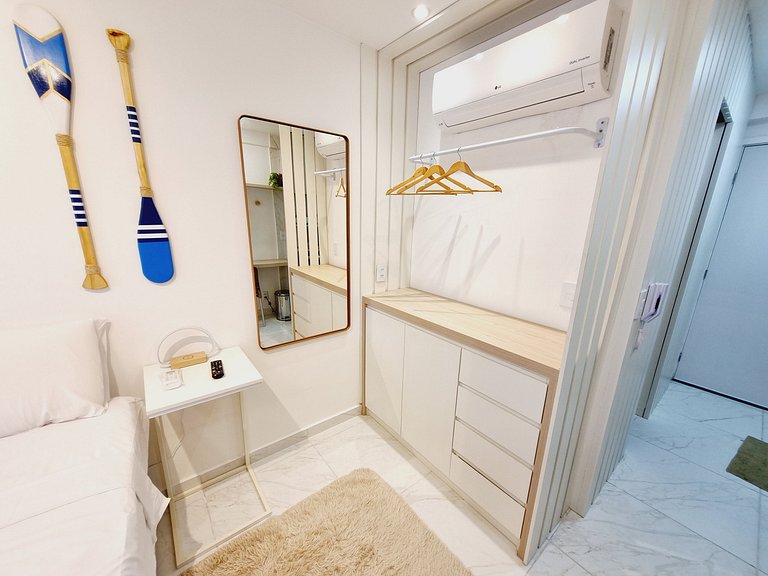 Charmoso Ap Perfeito para Casais | Cupe Garden 309 - By Anfi