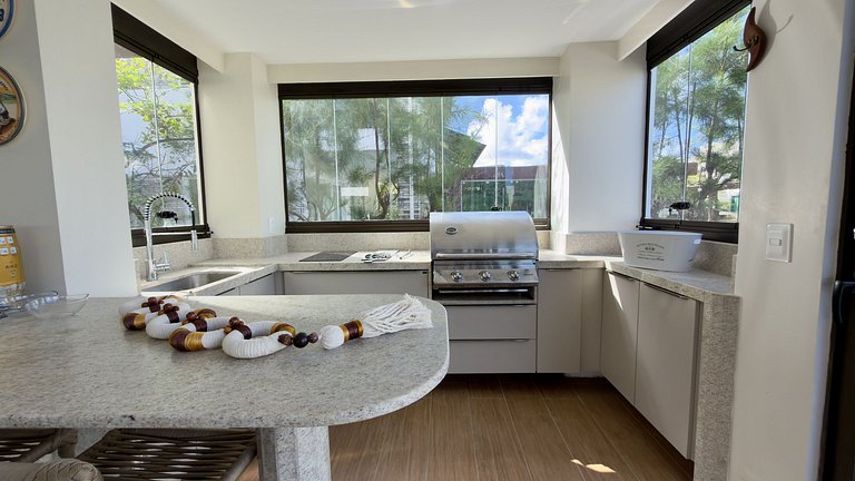 Casa 6 Suítes c/ Piscina na Beira-Mar de Muro Alto | Privê B