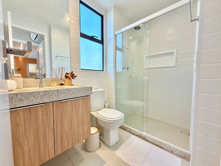 Térreo 2Qt Beira-Mar Vista Piscina |Muro Alto Itah E003 - By