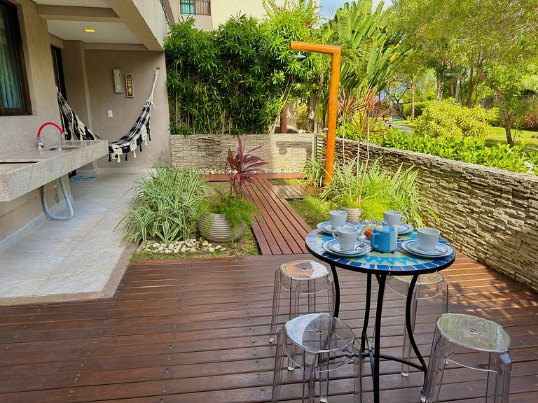 Térreo 2Qt Beira-Mar c/ Jardim | Muro Alto Ecolife H002 - By